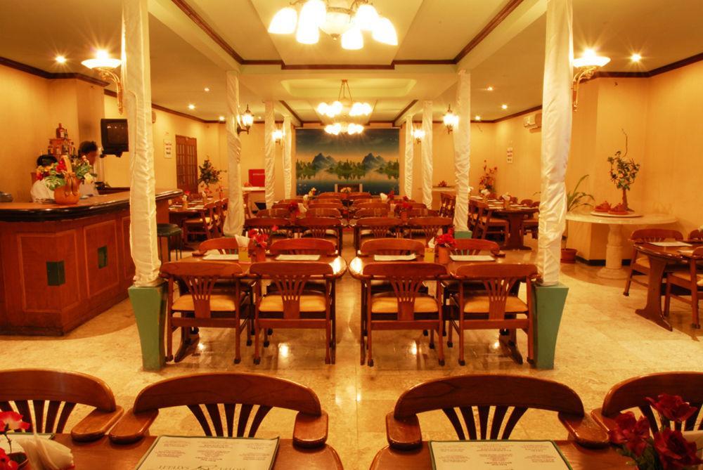 Satelit Hotel Surabaya Dış mekan fotoğraf