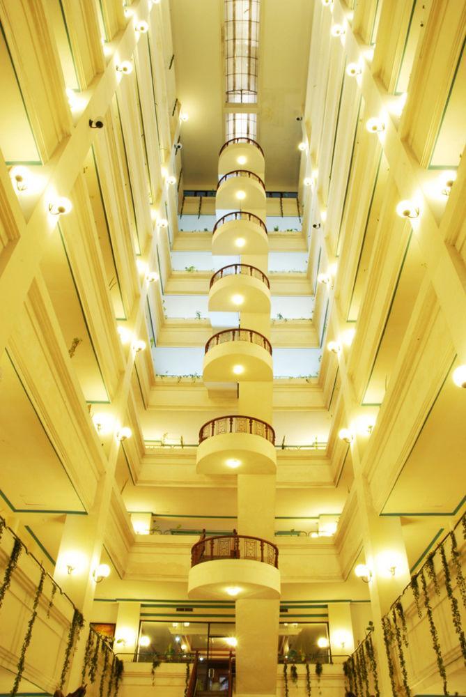Satelit Hotel Surabaya Dış mekan fotoğraf