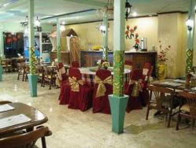 Satelit Hotel Surabaya Dış mekan fotoğraf